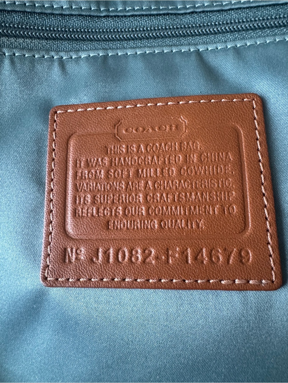Coach White Pebbled Leather Crossbody with Tan Trim - Picture 3 of 9